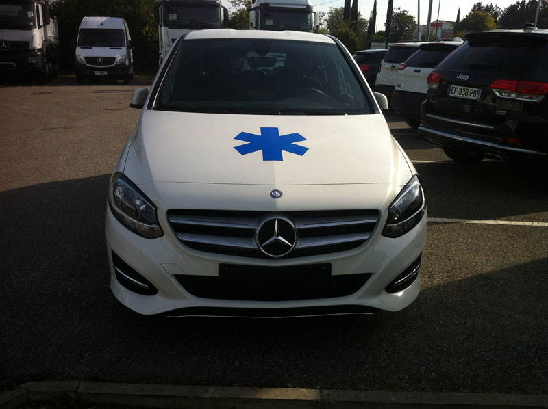 croix-ambulance-webbycom-1 Marquage pour ambulance par mapubauto.com