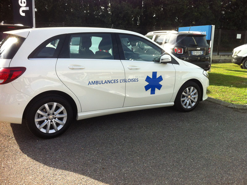 croix-ambulance-webbycom-3 Marquage pour ambulance par mapubauto.com