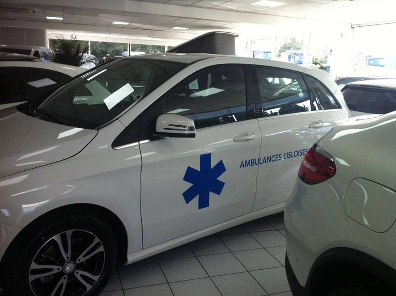 croix-ambulance-webbycom-4 Marquage pour ambulance par mapubauto.com