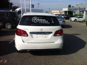 Marquage pour ambulance par mapubauto.com